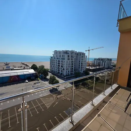 And Sea View Summerland Lejlighed
