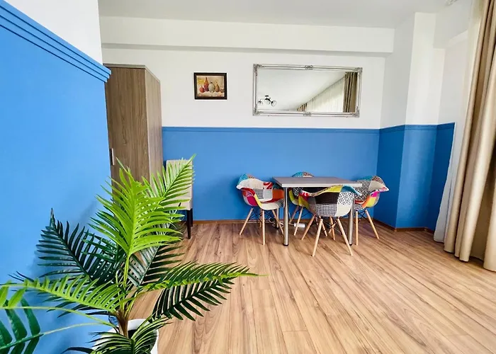 Apartment And Sea View Summerland Navodari